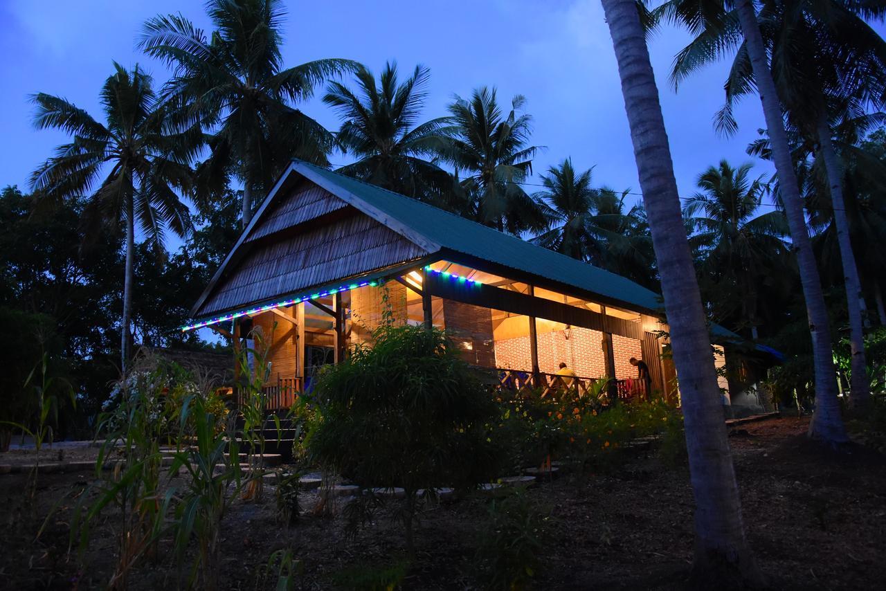Sunari Beach Resort 2 Padang  外观 照片